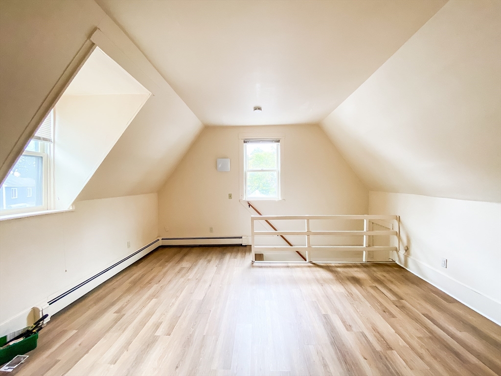 25 Main St, Framingham