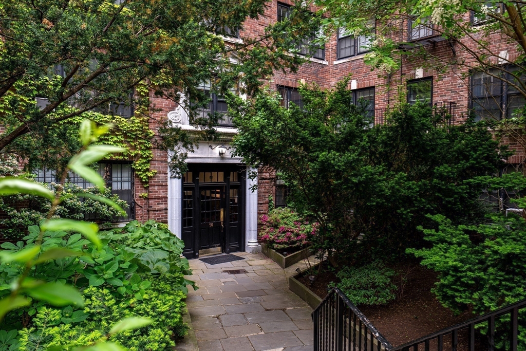 50 Follen St, Neighborhood Nine