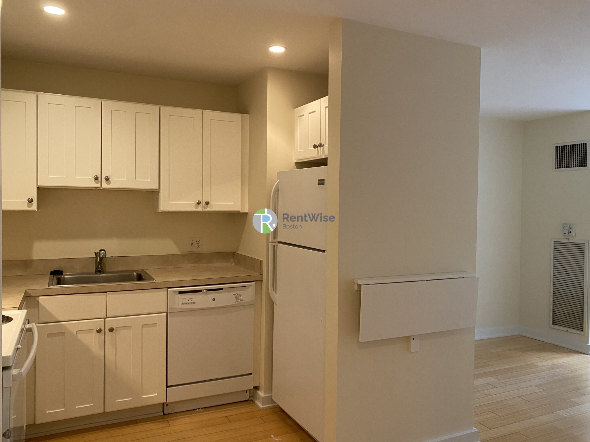 40 Boylston St, Downtown