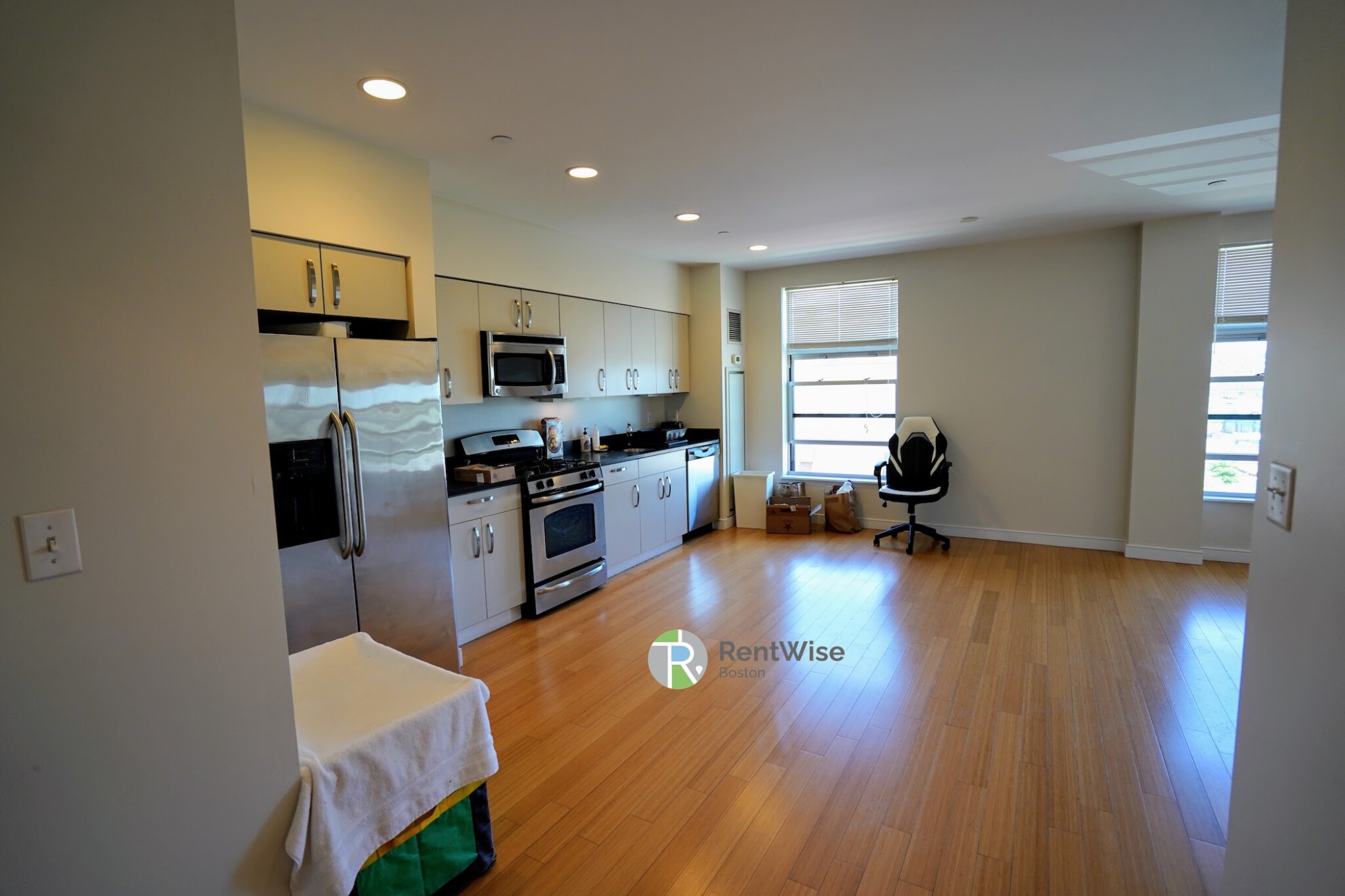 601 Albany St, South End