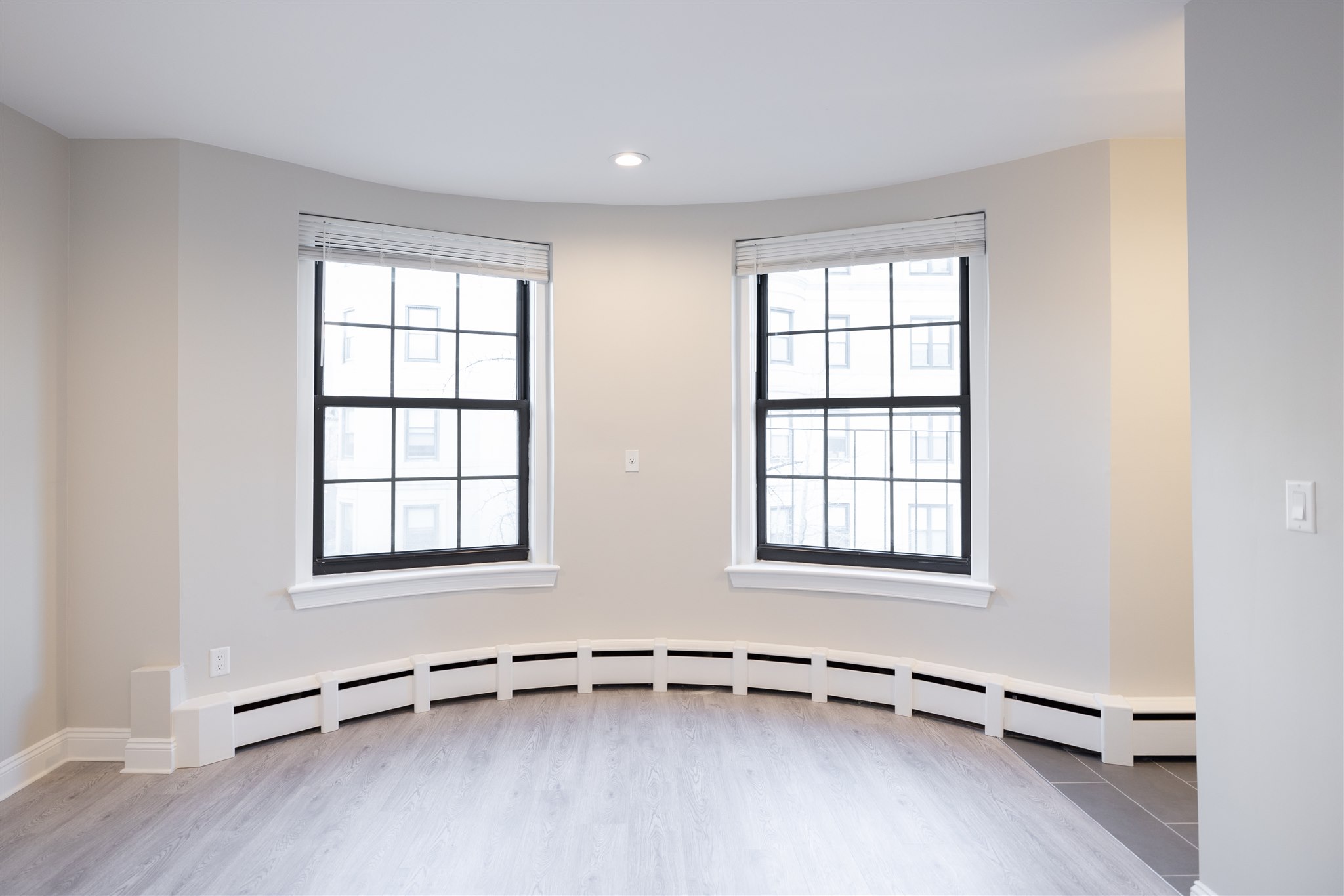 158 Saint Botolph St, Back Bay