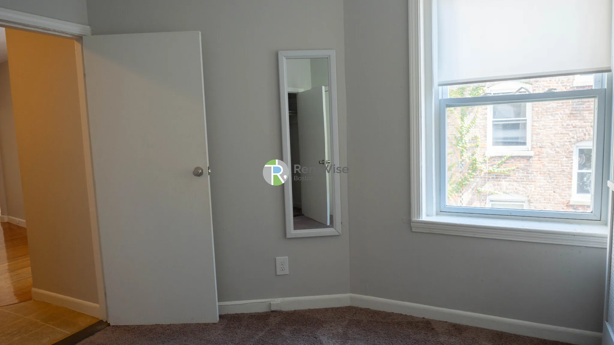 1132 Commonwealth Ave, North Brookline