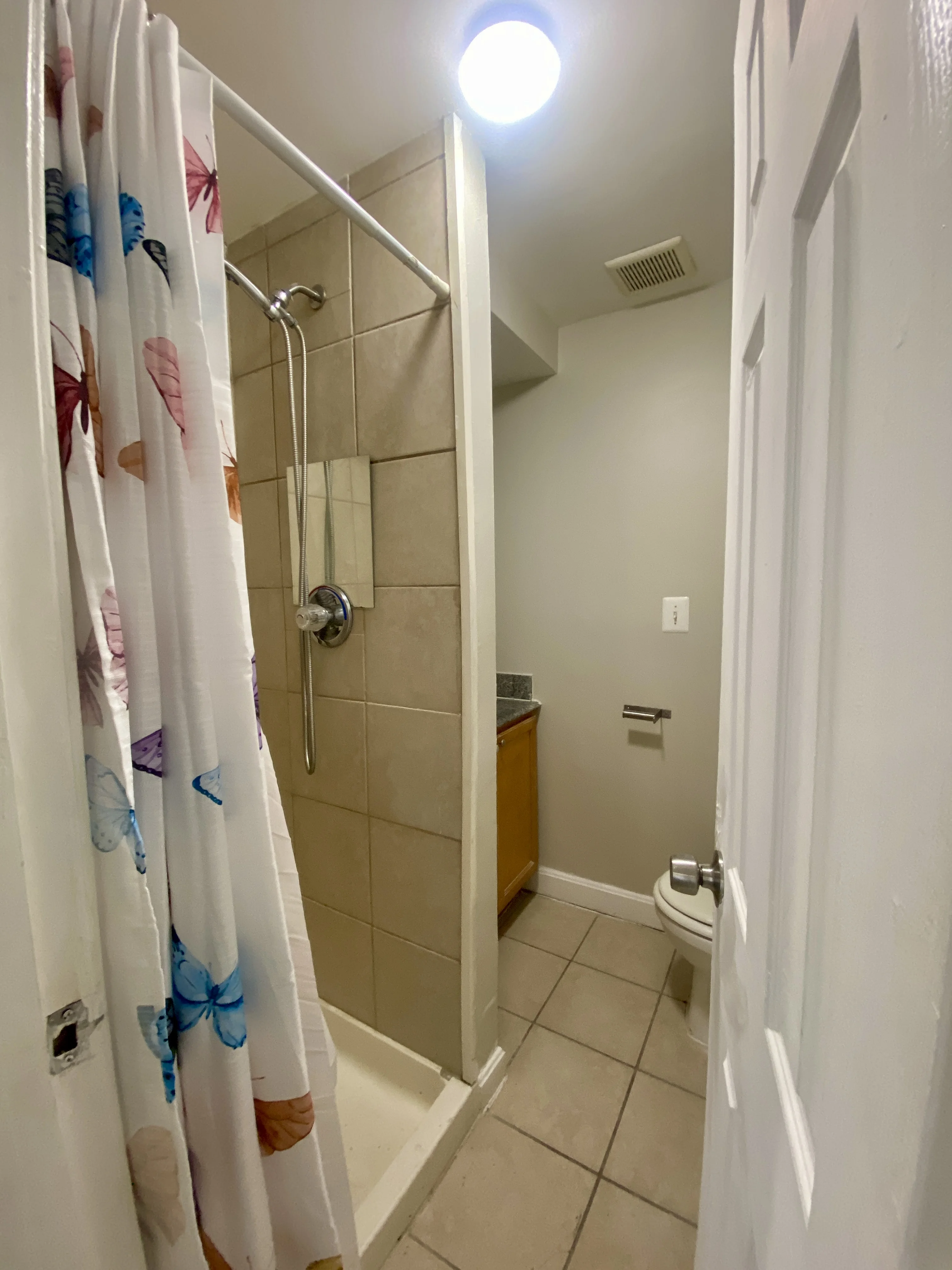 32 Hinckley St, Magoun Square