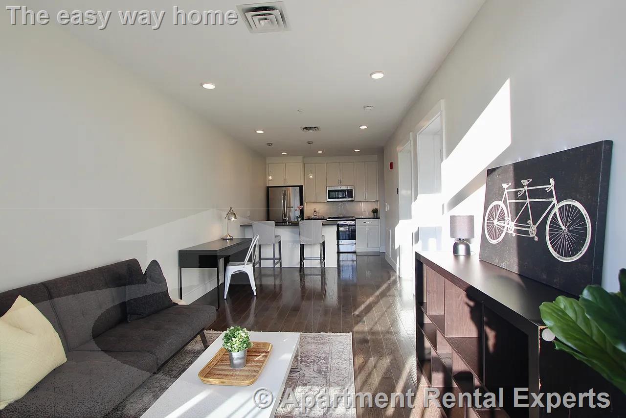 434 Mcgrath Hwy, Prospect Hill