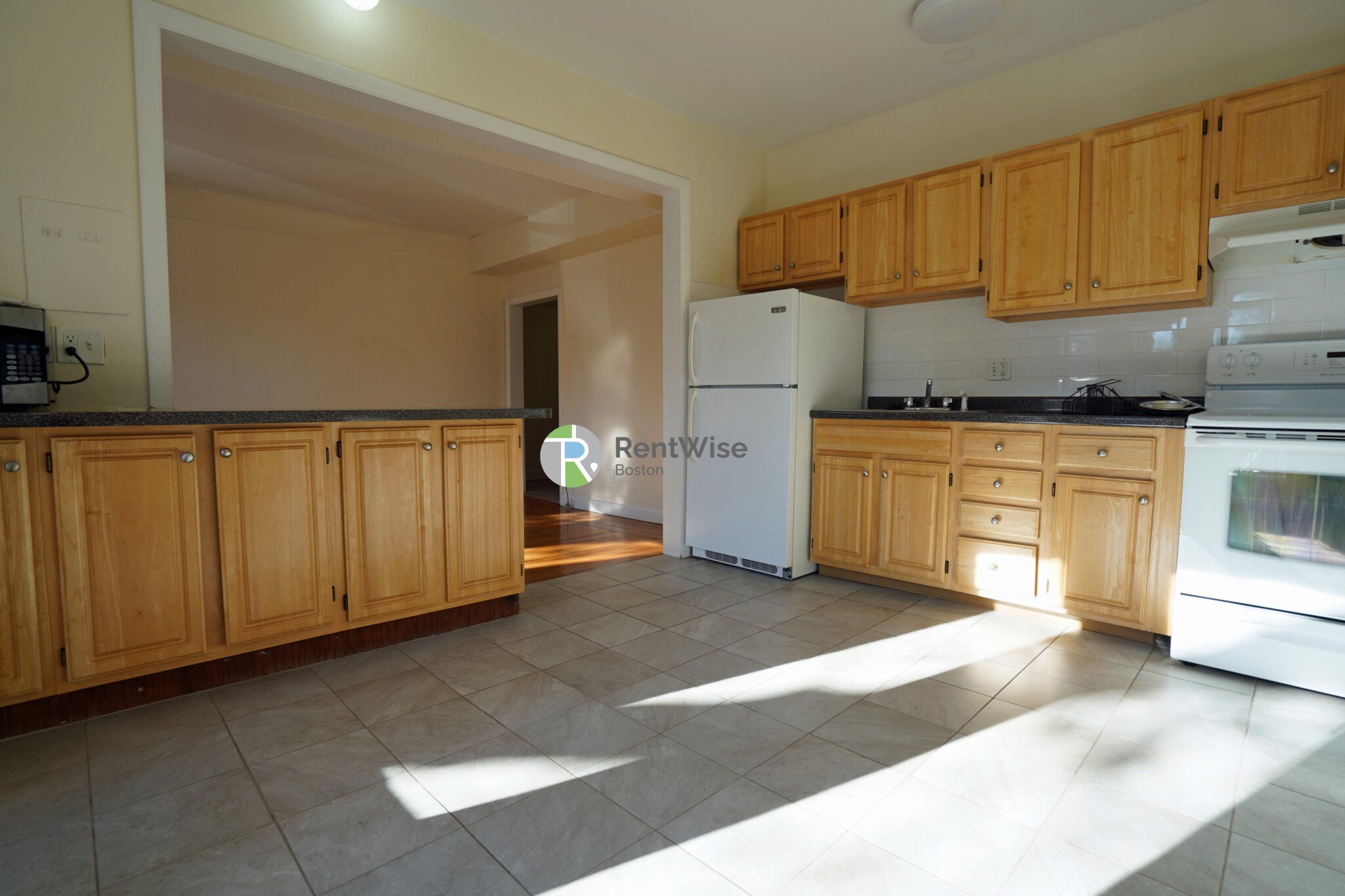 1137 Commonwealth Ave, Brighton