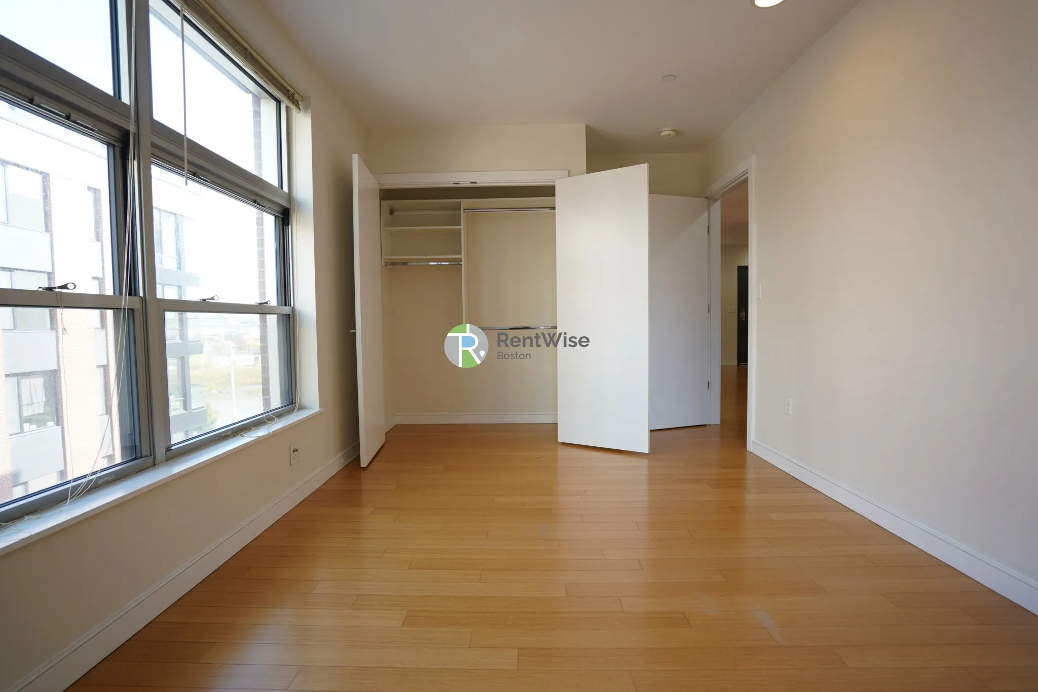 601 Albany St, South End