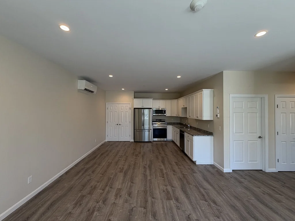 85 Lowell St, Peabody
