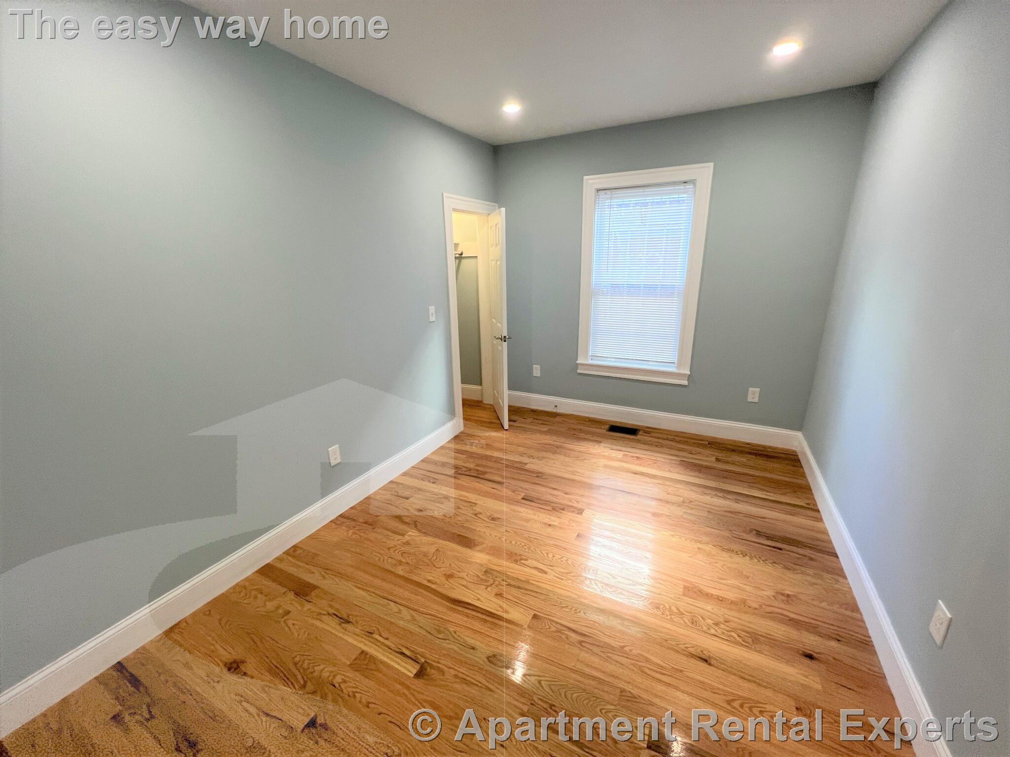 374 Oxford St, Porter Square