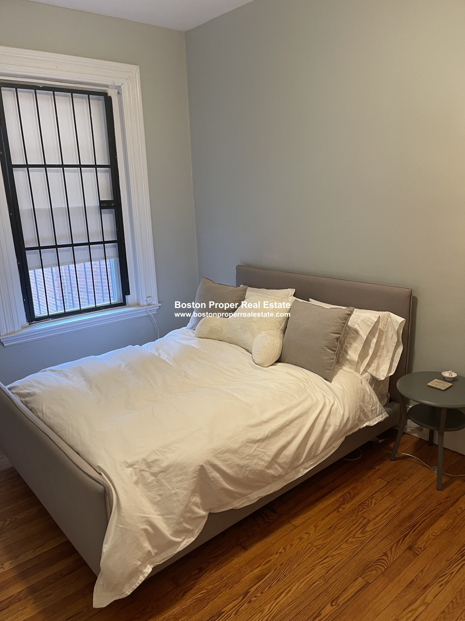 133 Newbury St, Back Bay