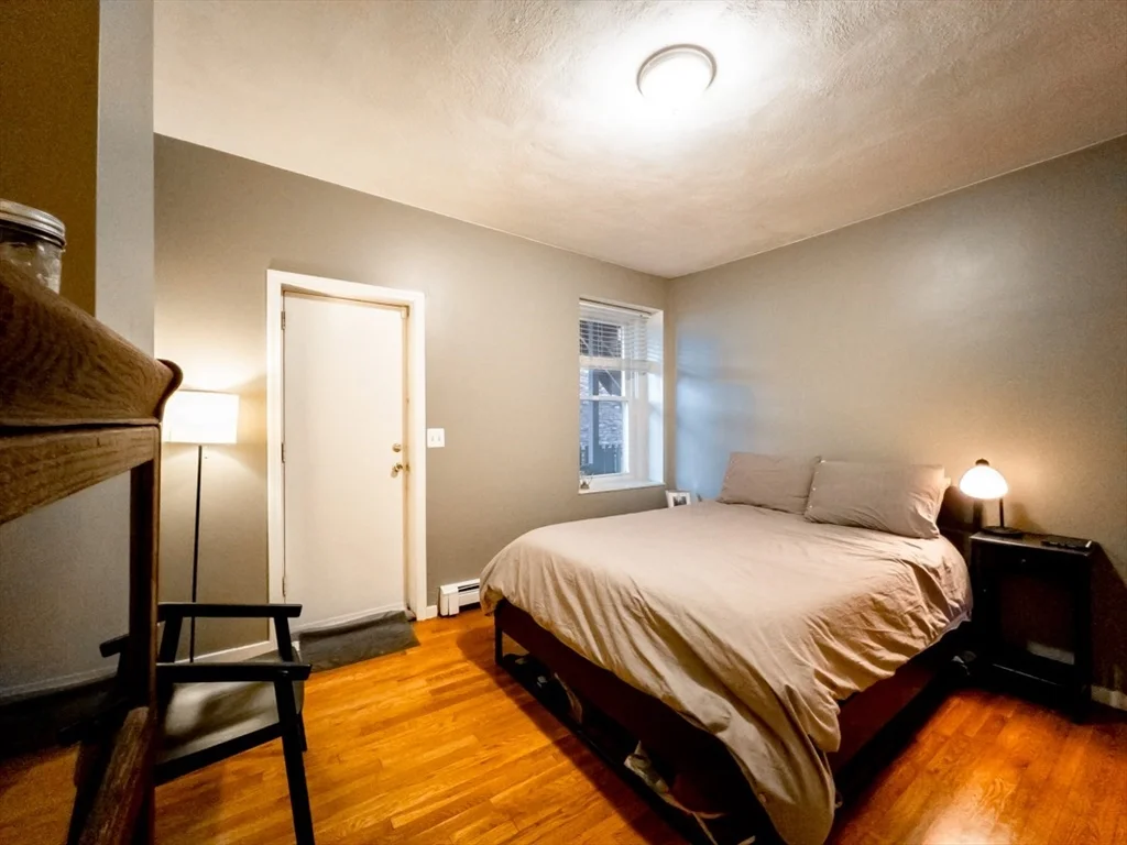 122 Day St, Jamaica Plain