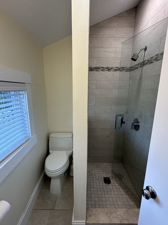 47 Wallace St, Tufts