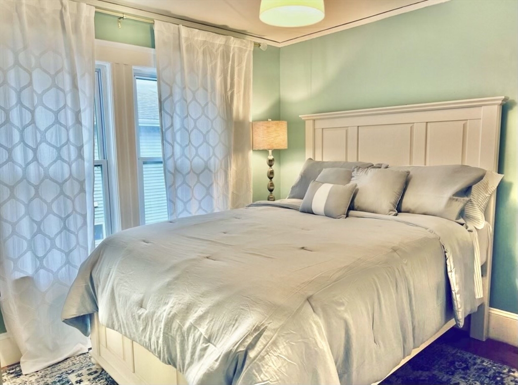 135 Mills St, Malden