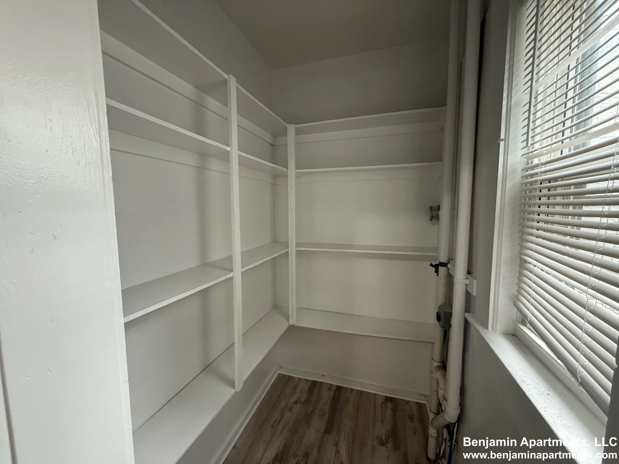 6 Bowdoin Park, Dorchester