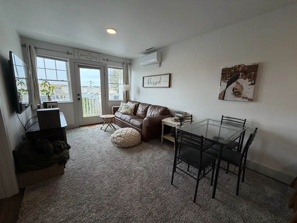 5 W Dane St, Beverly