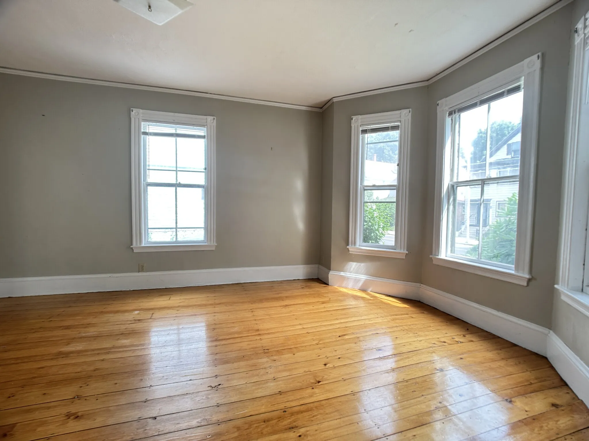 55 Rindge Ave, North Cambridge