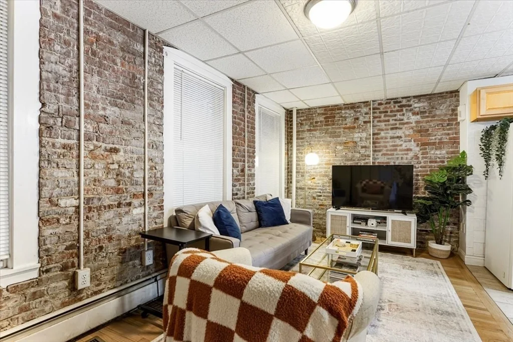 19 Harris St, North End