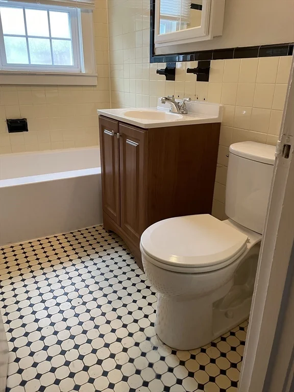 73 Fuller St, South Waltham