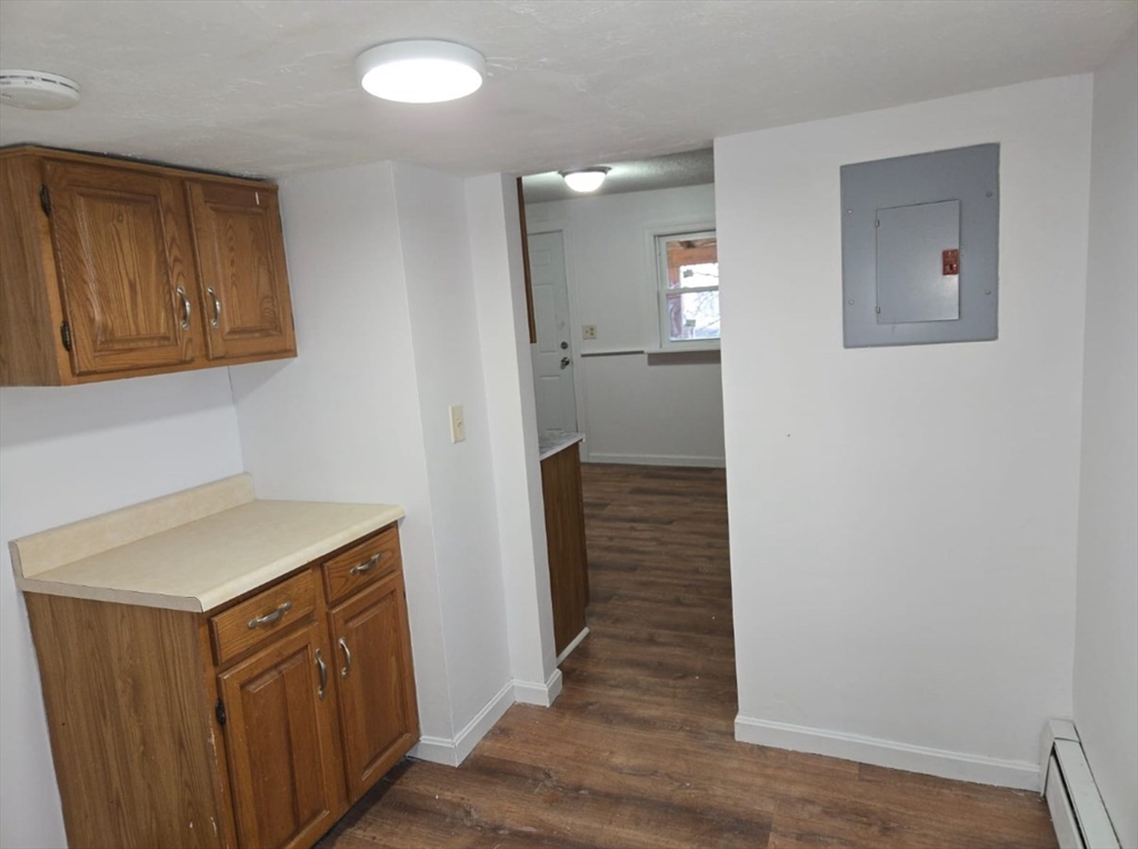 42 Salem St, Fitchburg