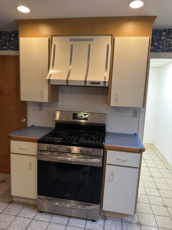 16 Church St, Maplewood