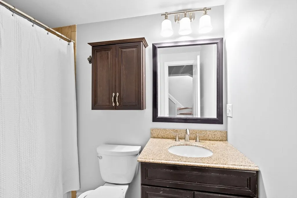 58 Gates St, South Boston