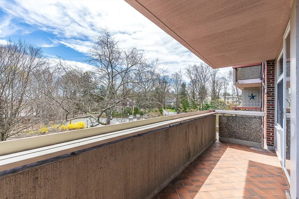 36 Eliot St, Jamaica Plain