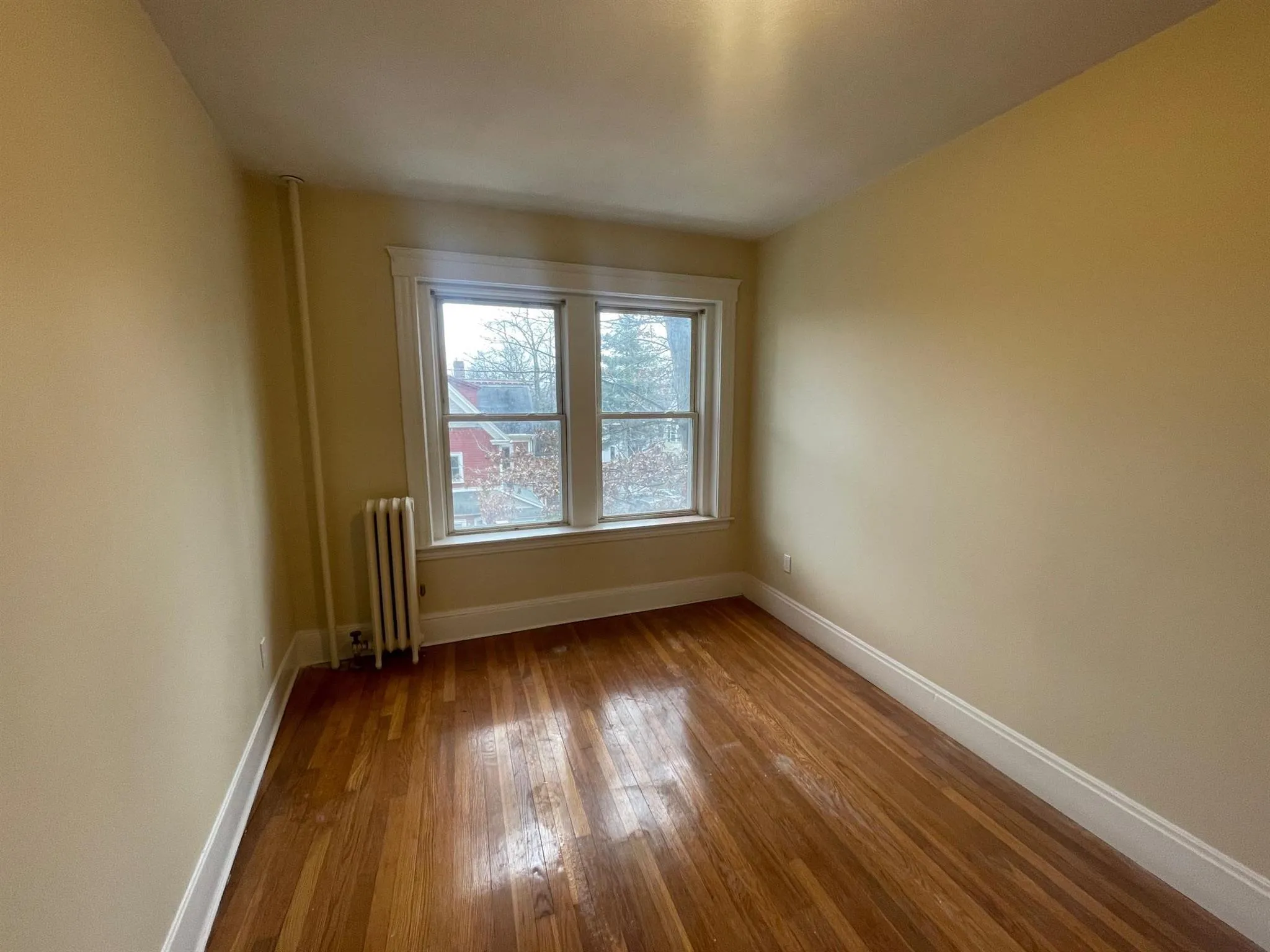 15 Linnaean St, Harvard Square