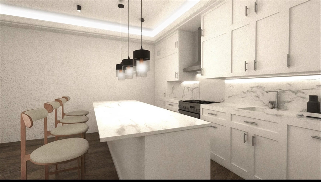 121 Newbury St, Back Bay