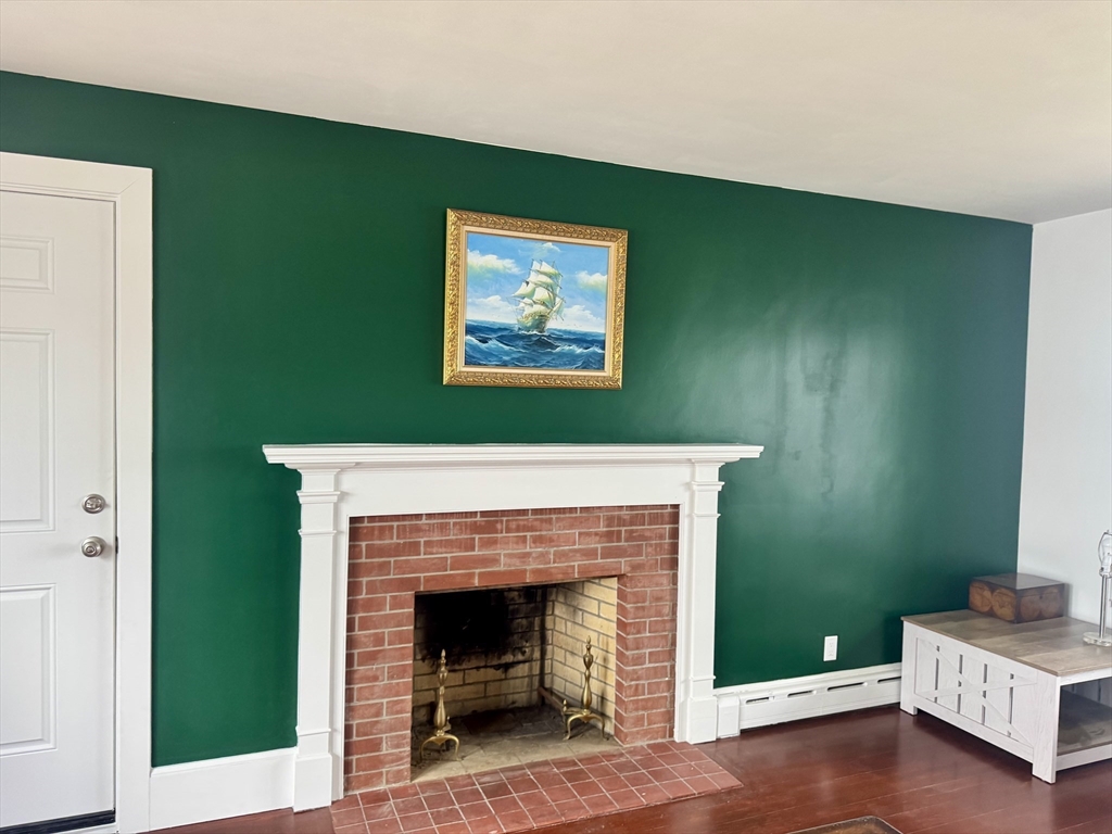 672 W Rodney French Blvd, Far North