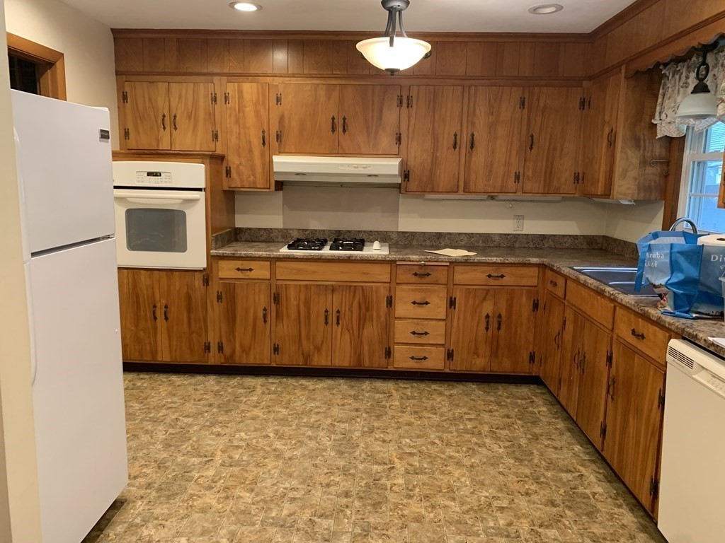 8 Tower Ter, Wareham