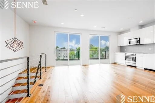 97 Elmwood St, North Cambridge