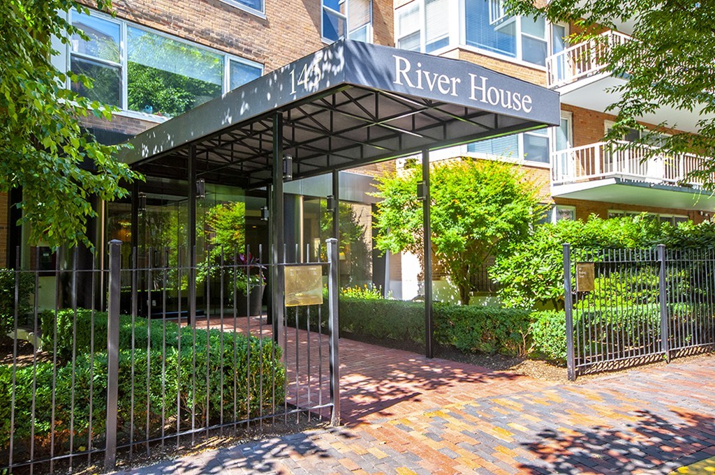 145 Pinckney St, Beacon Hill