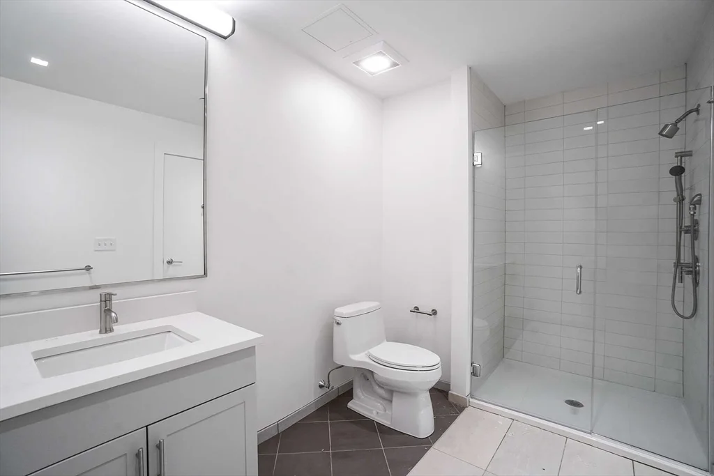 839 Beacon St, Fenway