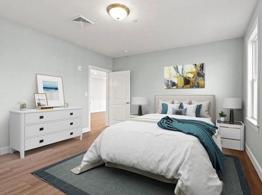 320 Middlesex Ave, Medford