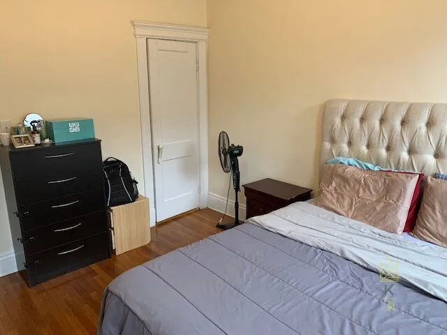 1957 Commonwealth Ave, Brighton