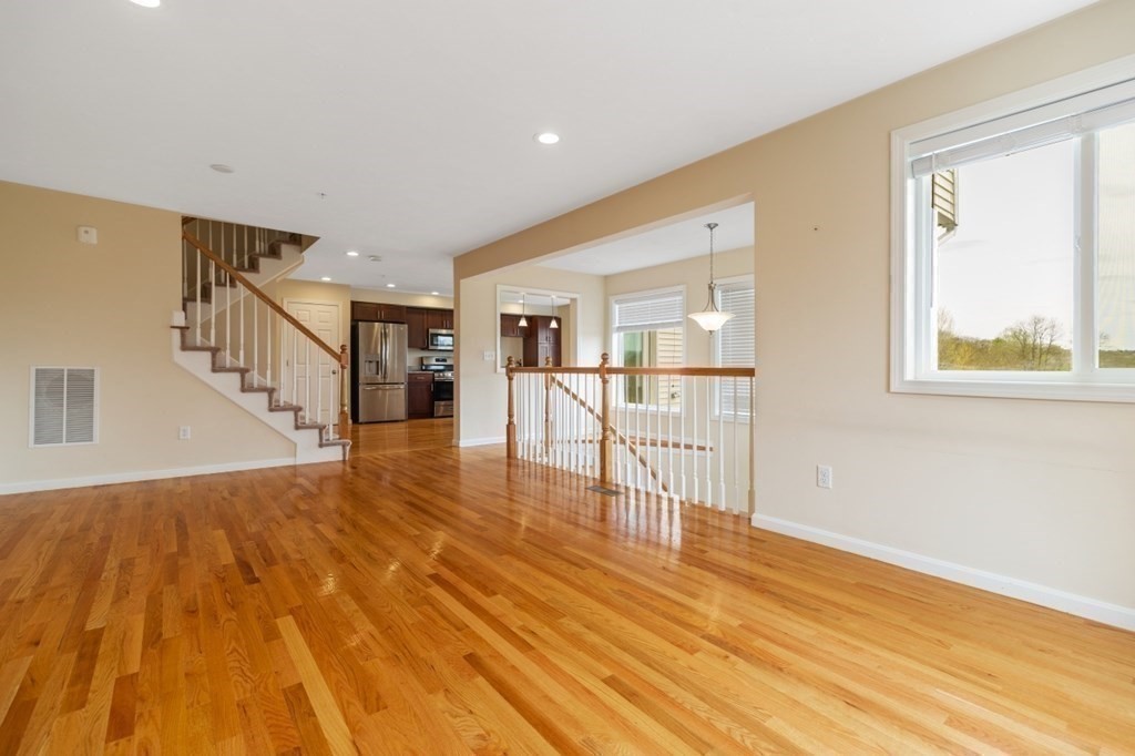 39 John Hancock Dr, Ashland