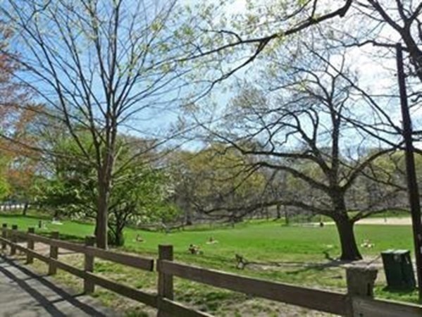 1731 Beacon, Beaconsfield