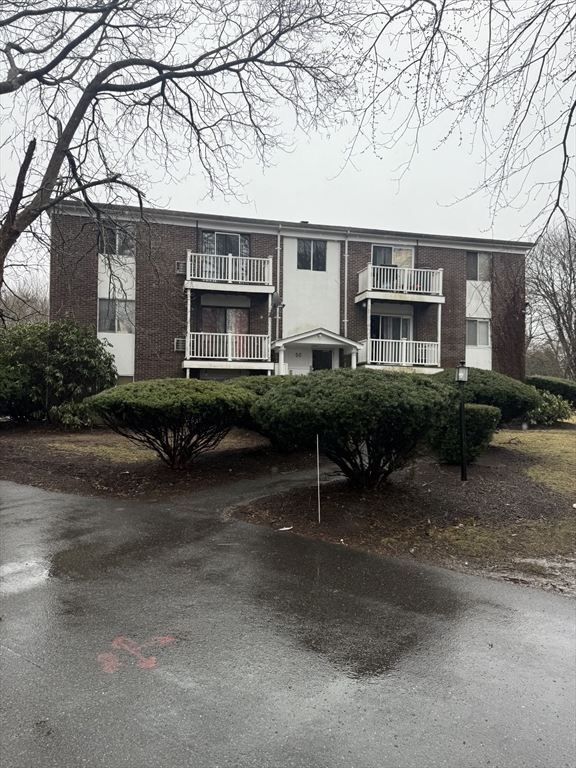 50 Francis, Holbrook