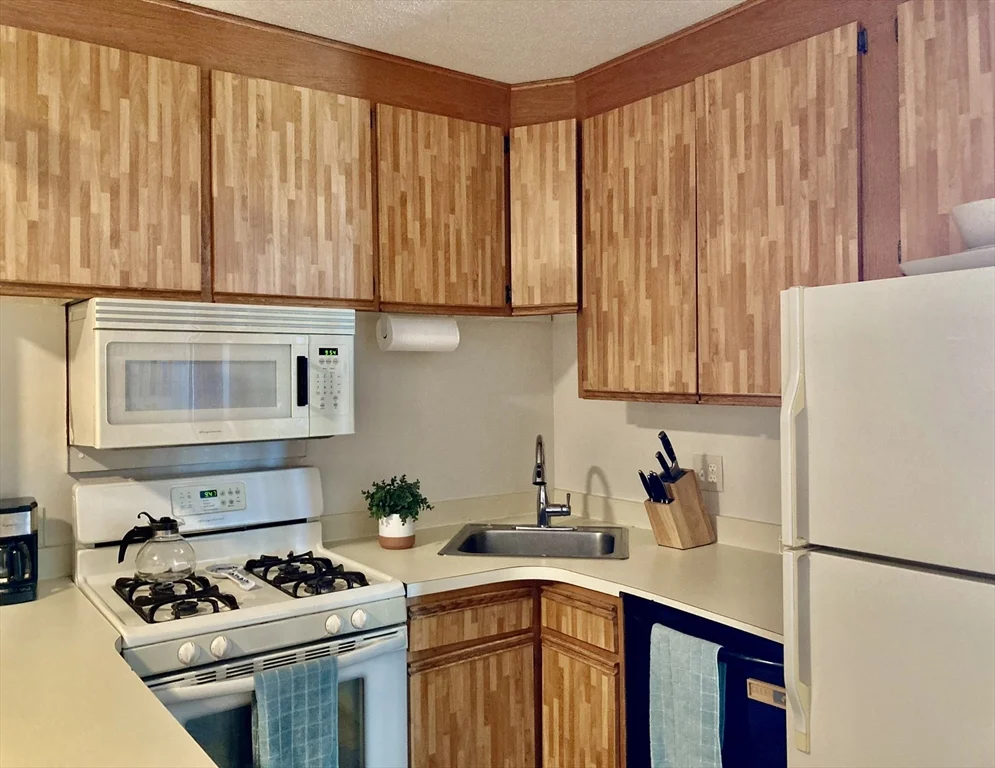 65 East India Row, Waterfront