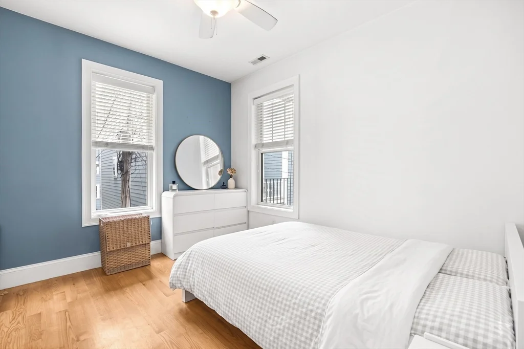 180 Gold St, South Boston