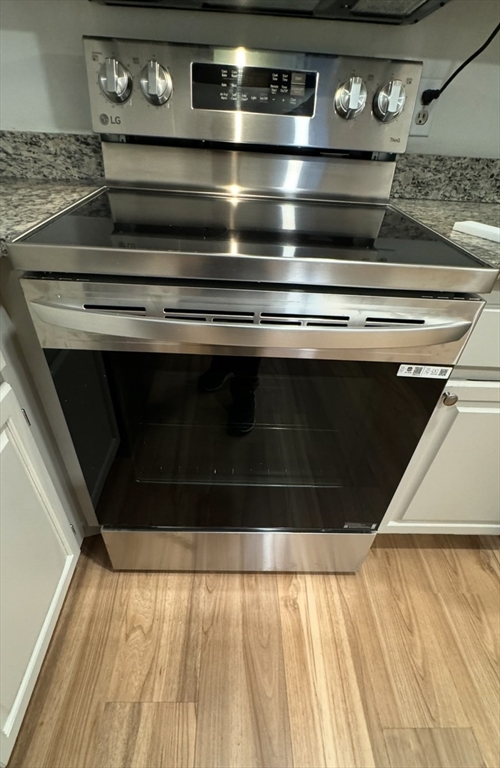 600 Washington St, Wellesley