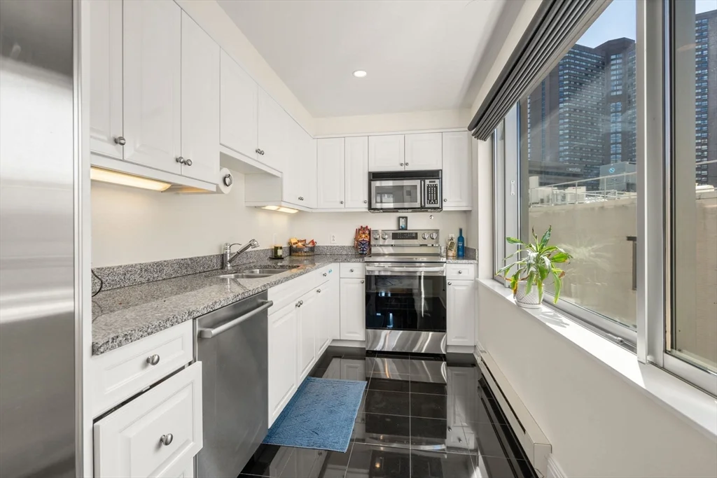 1 Huntington Ave, Back Bay