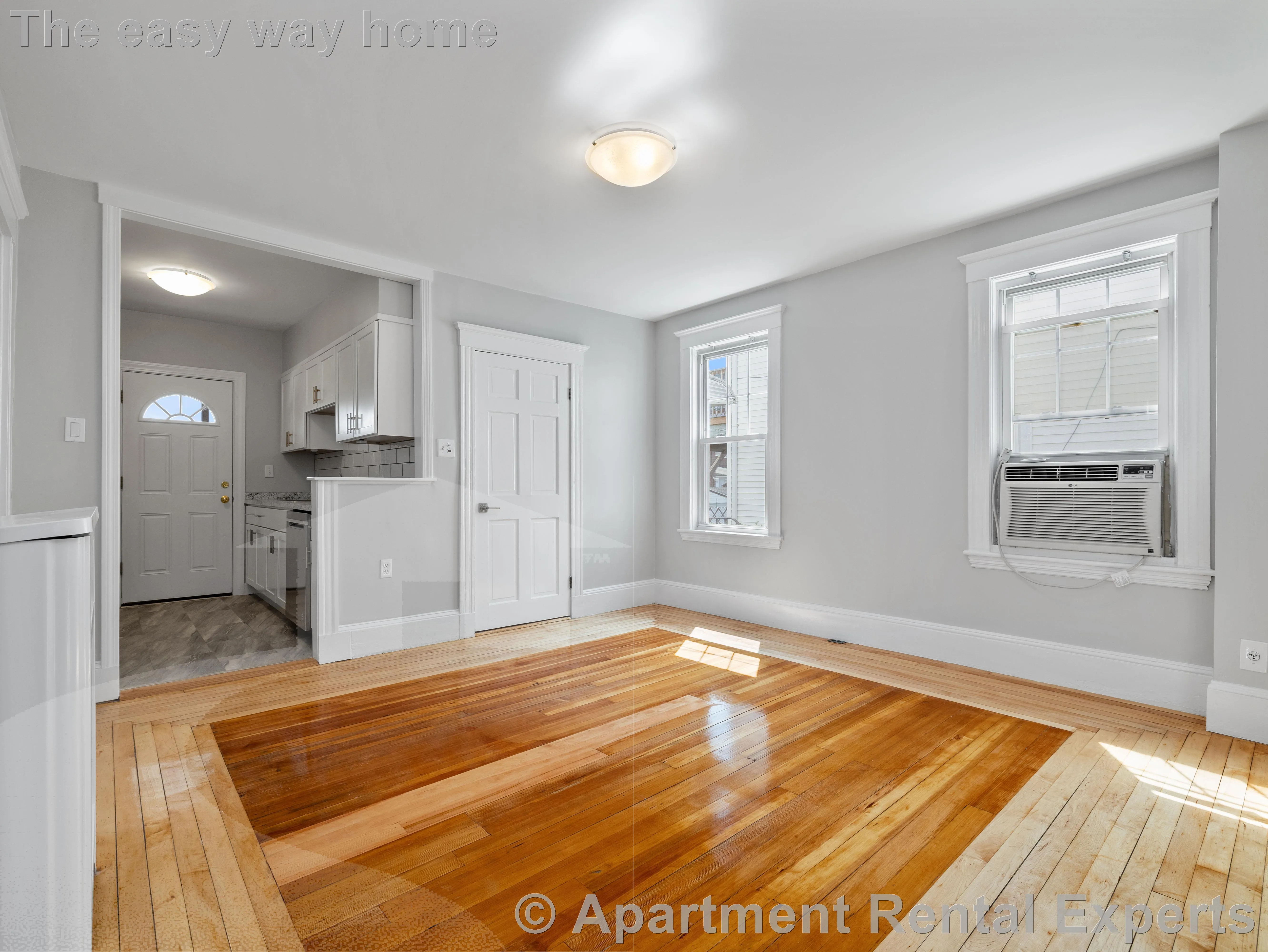 16 Windsor Rd, Tufts