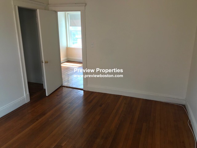 1163 Boylston St, Fenway