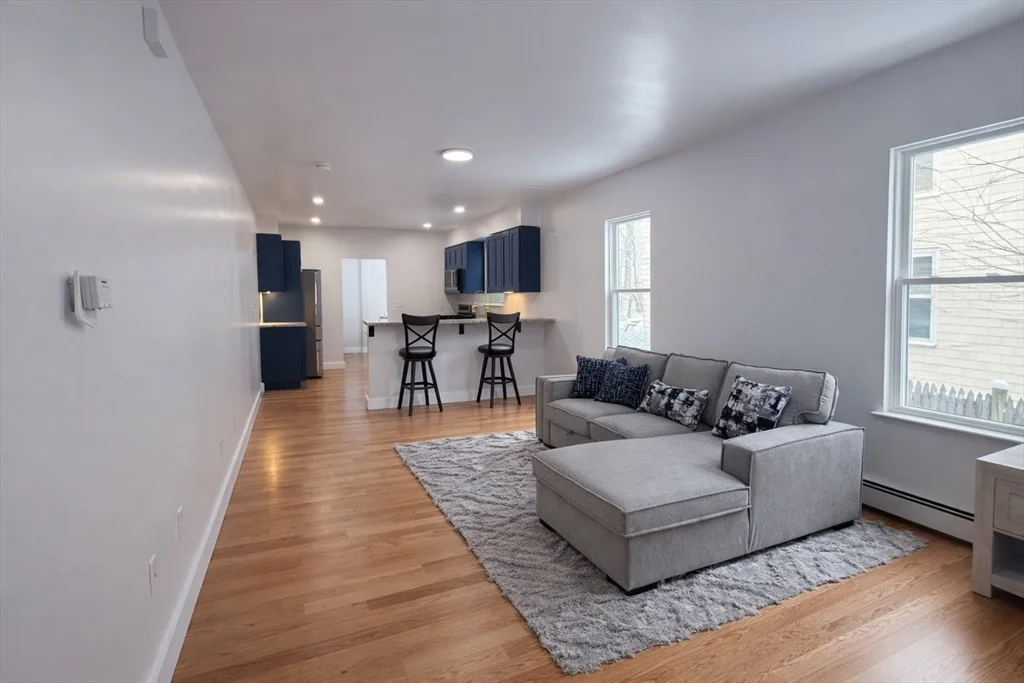 29 Catherine St, Roslindale