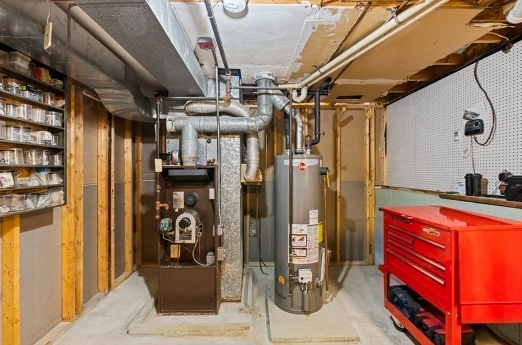 58 Brandon St, Billerica