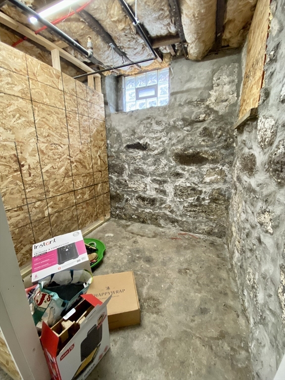 405 S Huntington Ave, Jamaica Plain