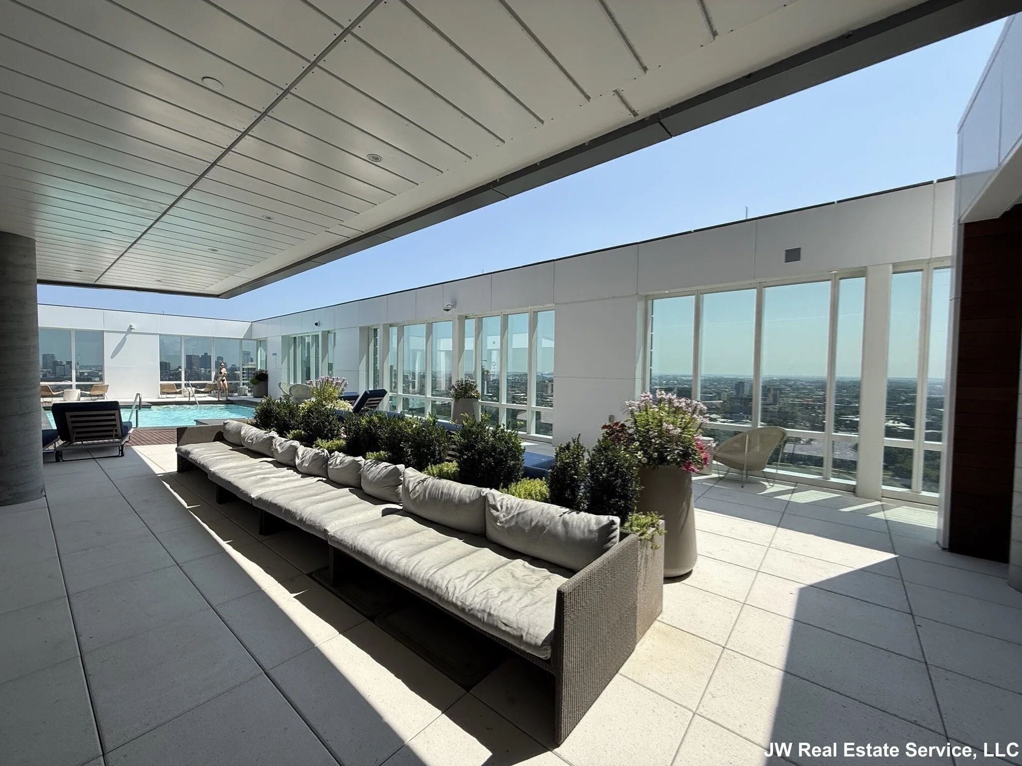 188 Brookline Ave, Fenway