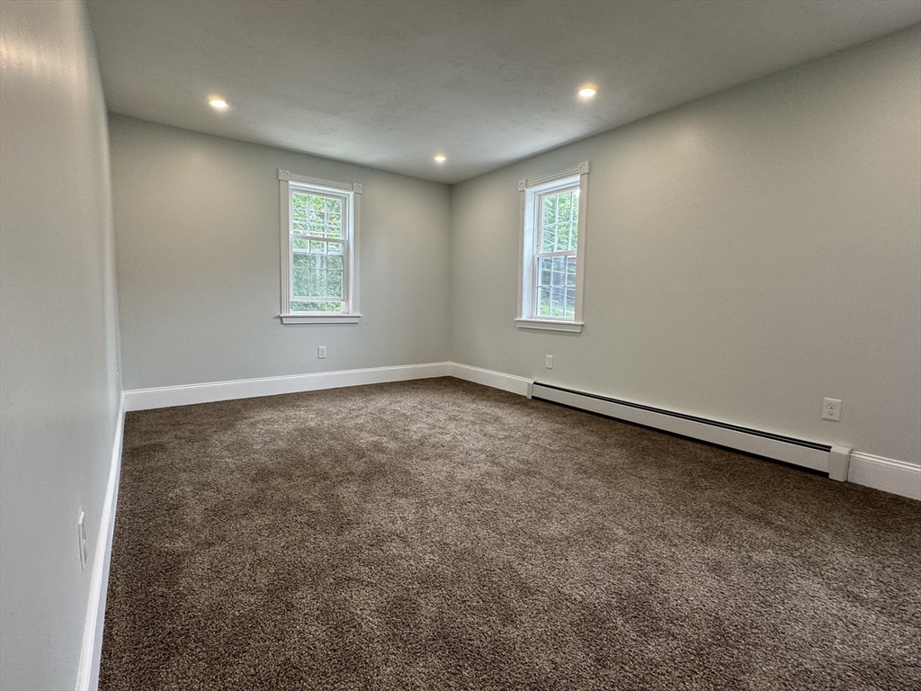 165 Baker St, Gardner