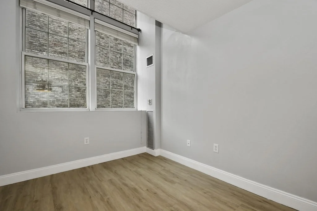 200 Market, Downtown