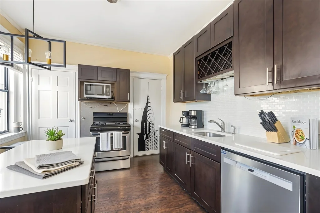 21 Royal St, Allston